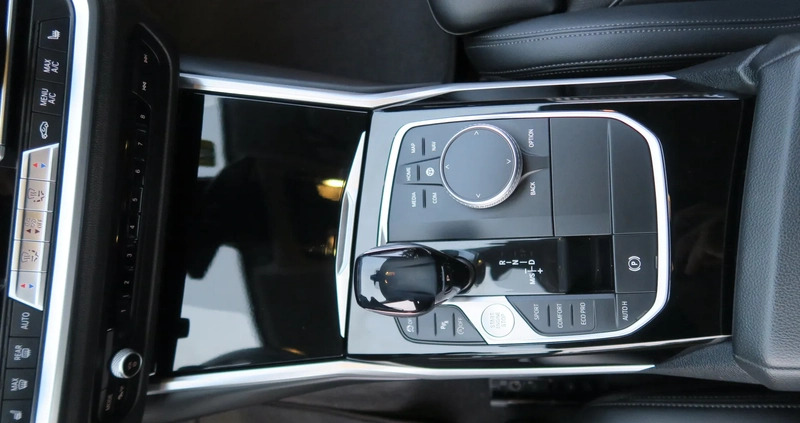 BMW Seria 3 cena 122800 przebieg: 119000, rok produkcji 2020 z Tyszowce małe 781